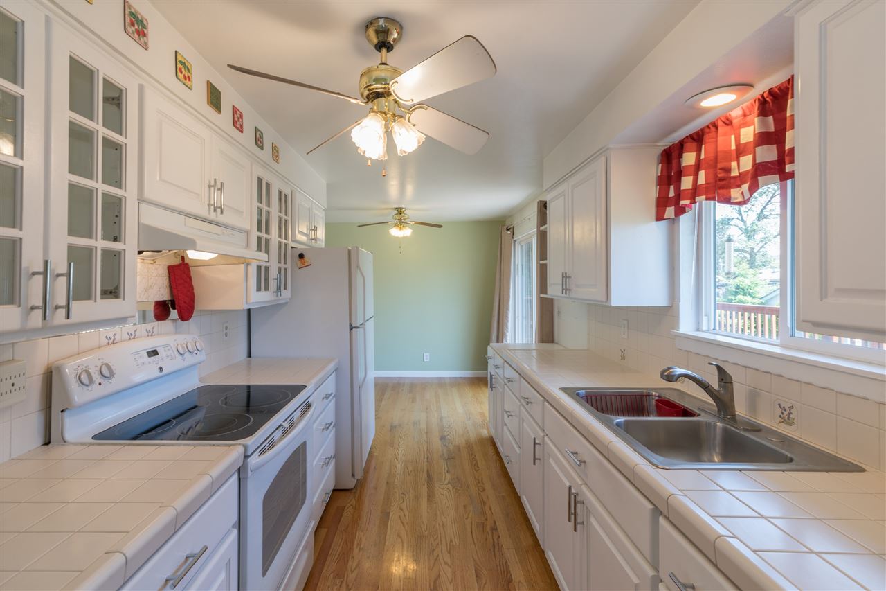 3712 North Center Road Spokane, WA 99212 - Photo 6 of 20