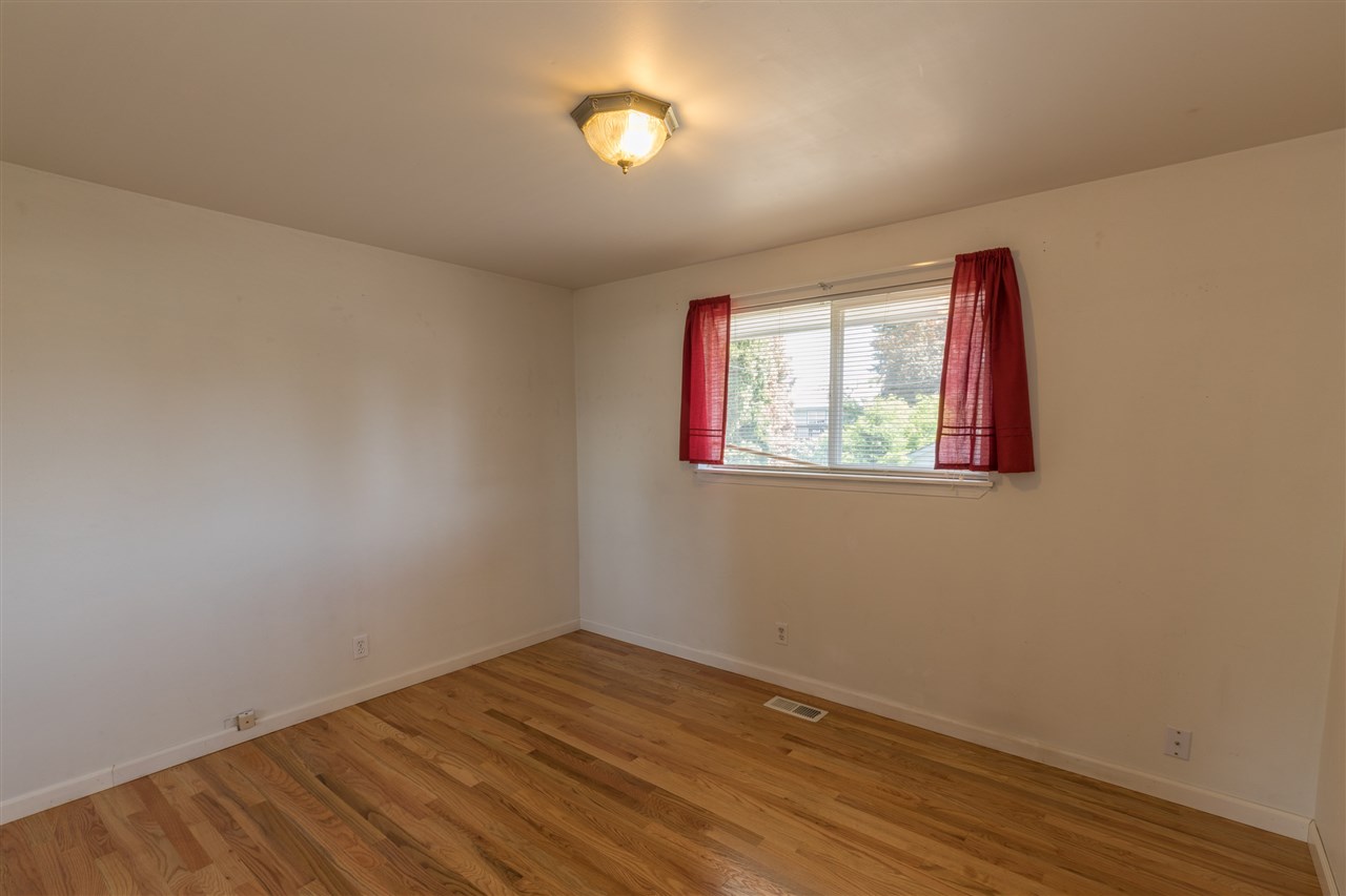 3712 North Center Road Spokane, WA 99212 - Photo 8 of 20