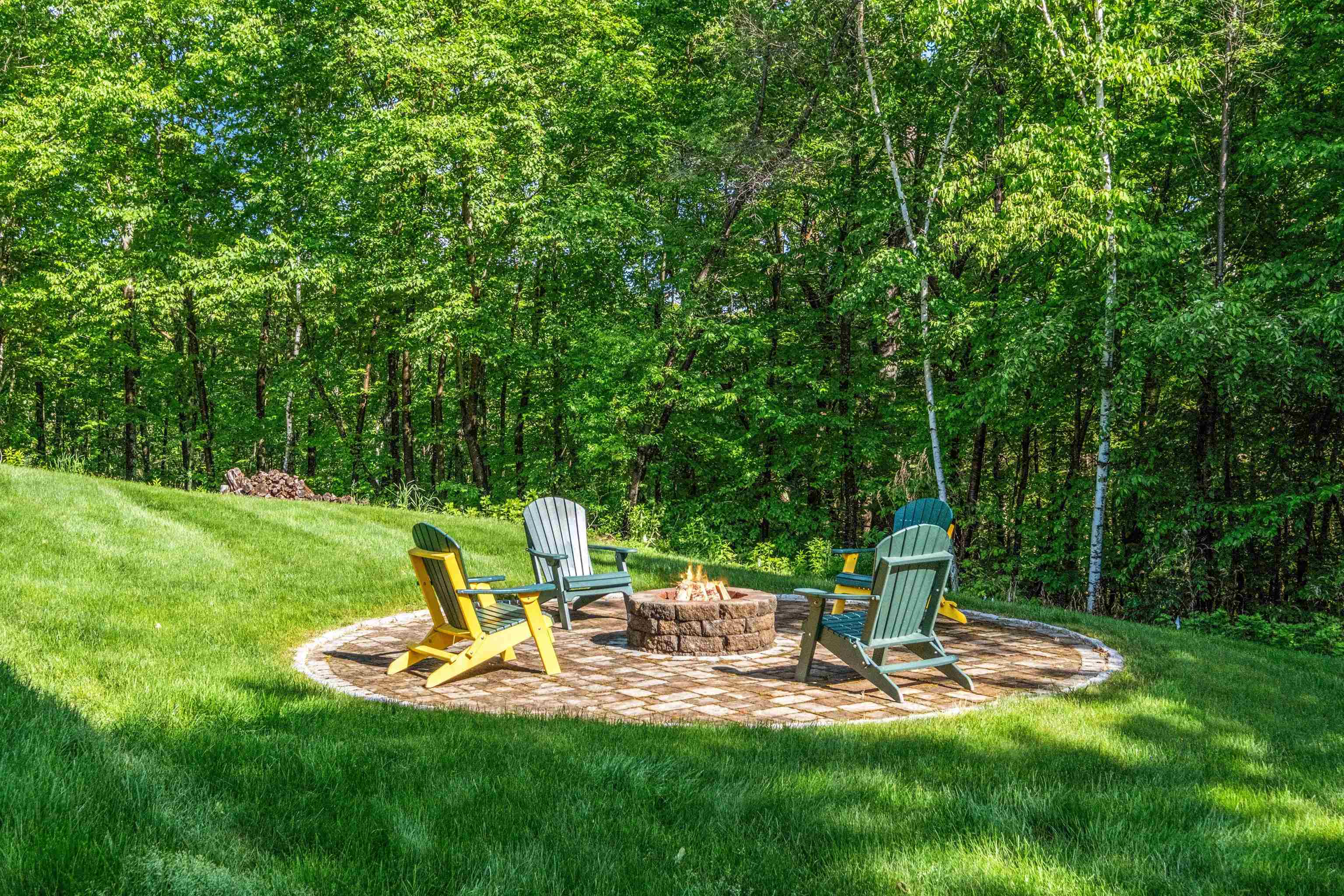 17 Woodhill Hooksett Road Bow, NH 03304 - Photo 4 of 38