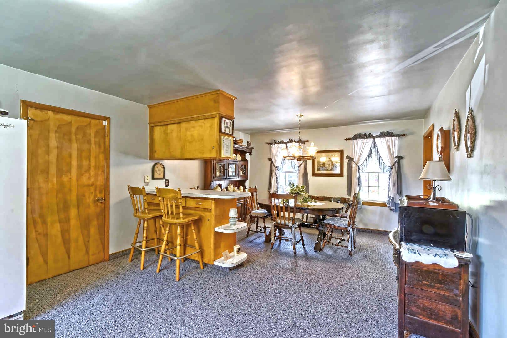 138 Eaton Road Pennsville, NJ 08070 - Photo 11 of 29 Storage Below and Above Island