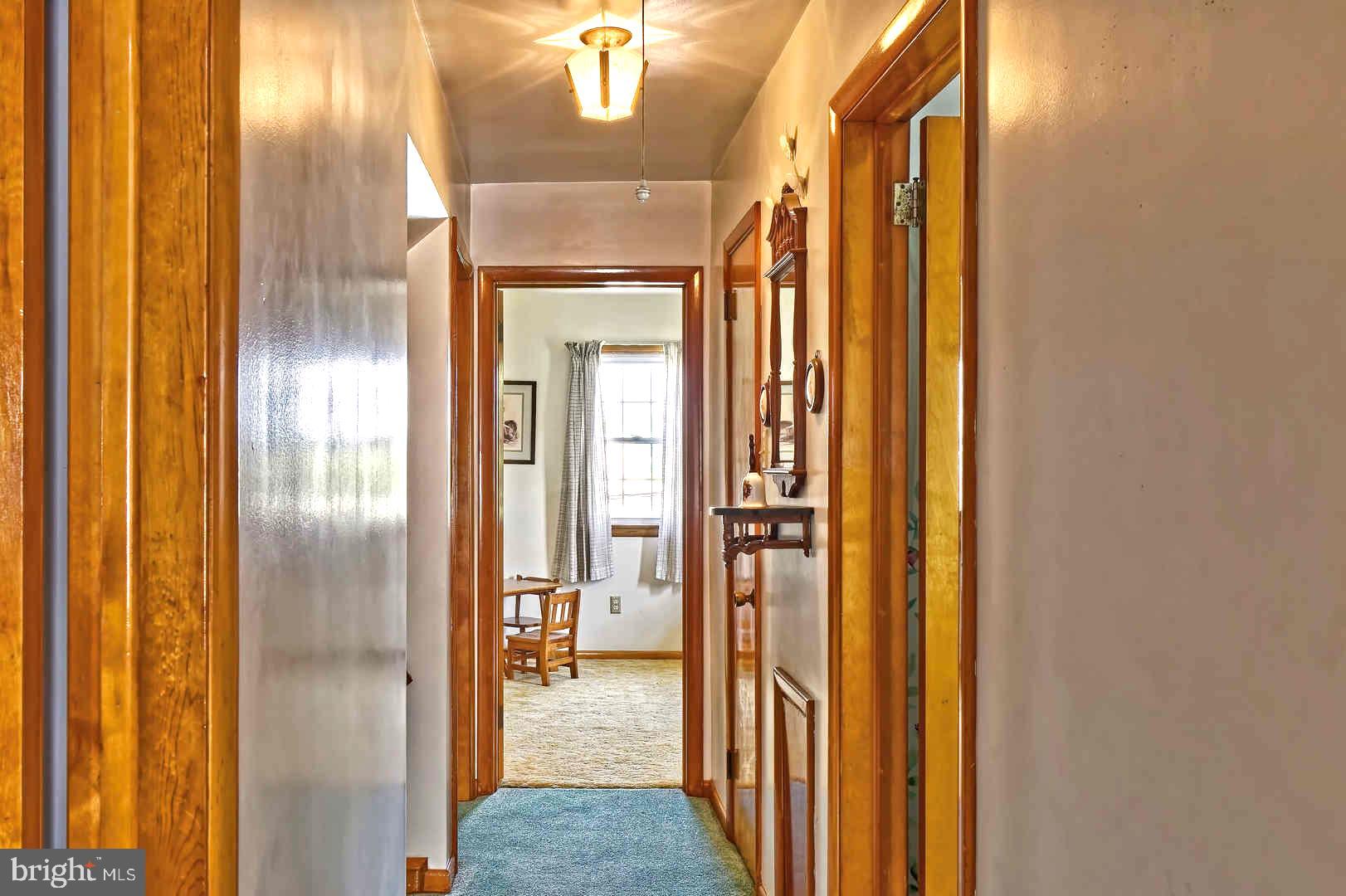 138 Eaton Road Pennsville, NJ 08070 - Photo 16 of 29 Upstairs Hall