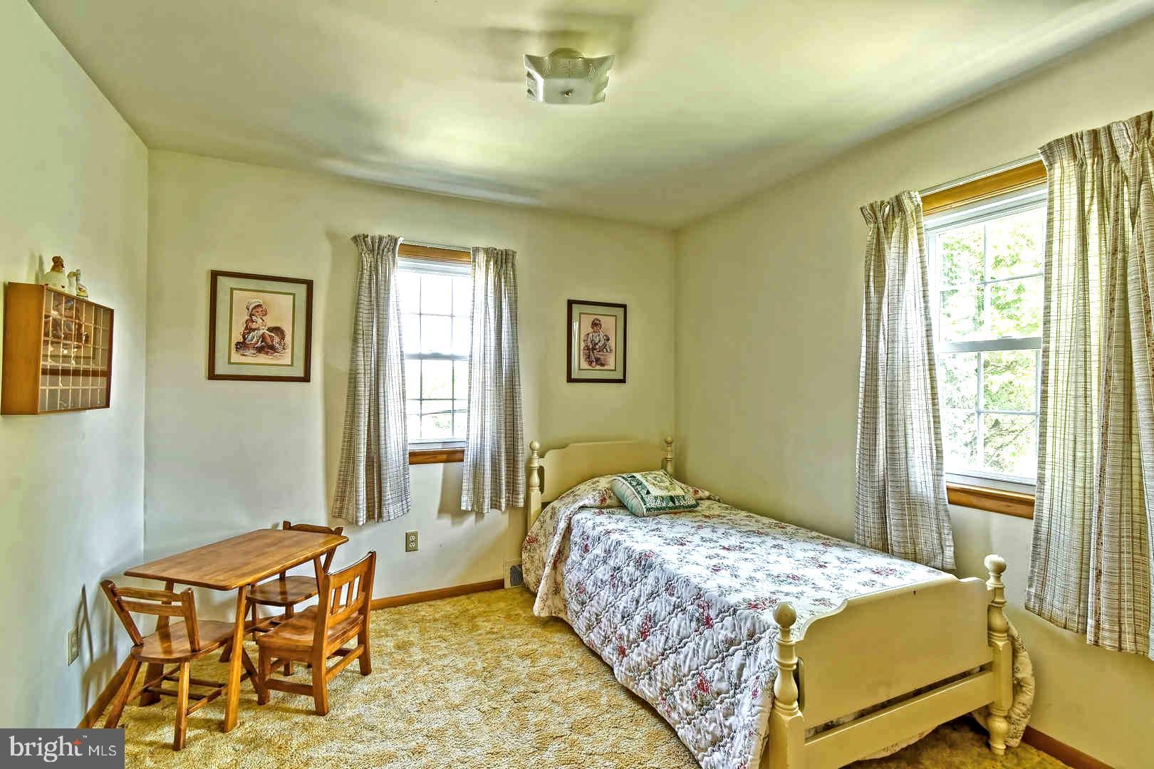 138 Eaton Road Pennsville, NJ 08070 - Photo 19 of 29 2nd Bedroom
