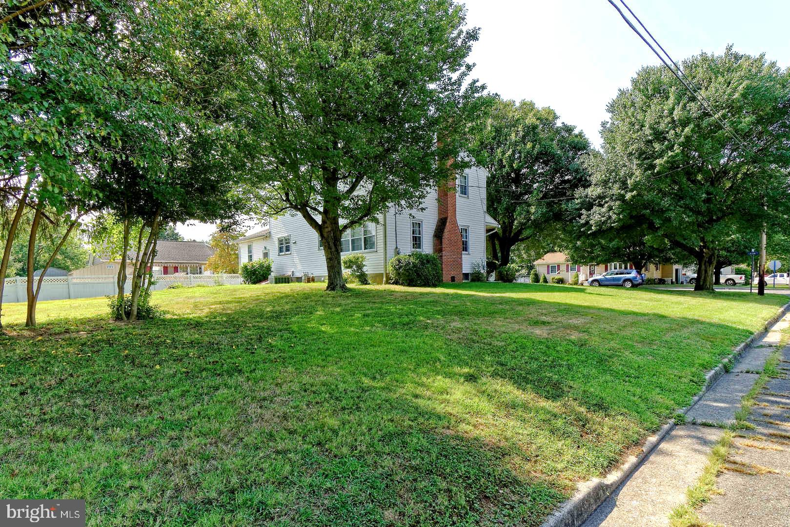 138 Eaton Road Pennsville, NJ 08070 - Photo 26 of 29 Magnificent Space with this Double Corner Lot!