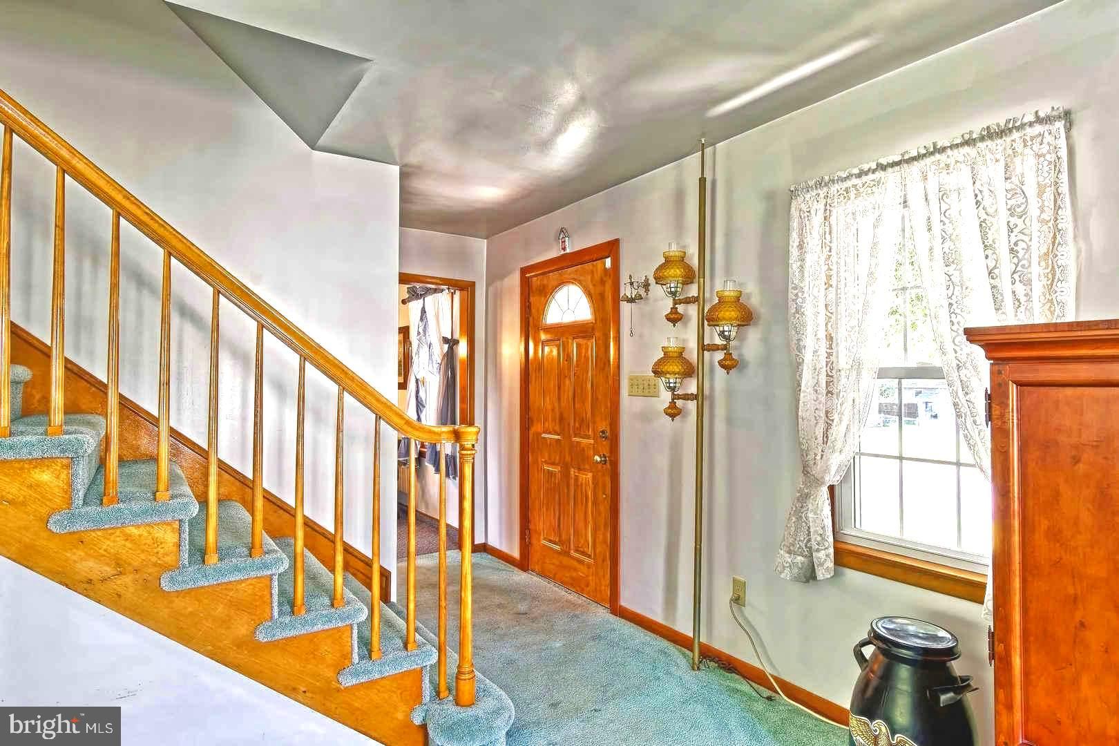 138 Eaton Road Pennsville, NJ 08070 - Photo 4 of 29 Front Entrance