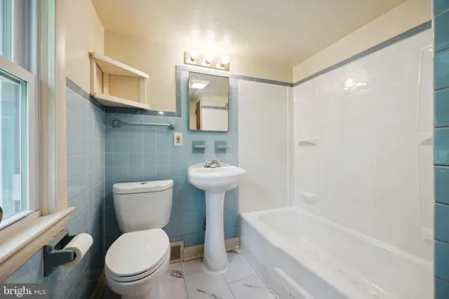 $2,275 | 1611 Shadyside Road, Downingtown, PA 19335