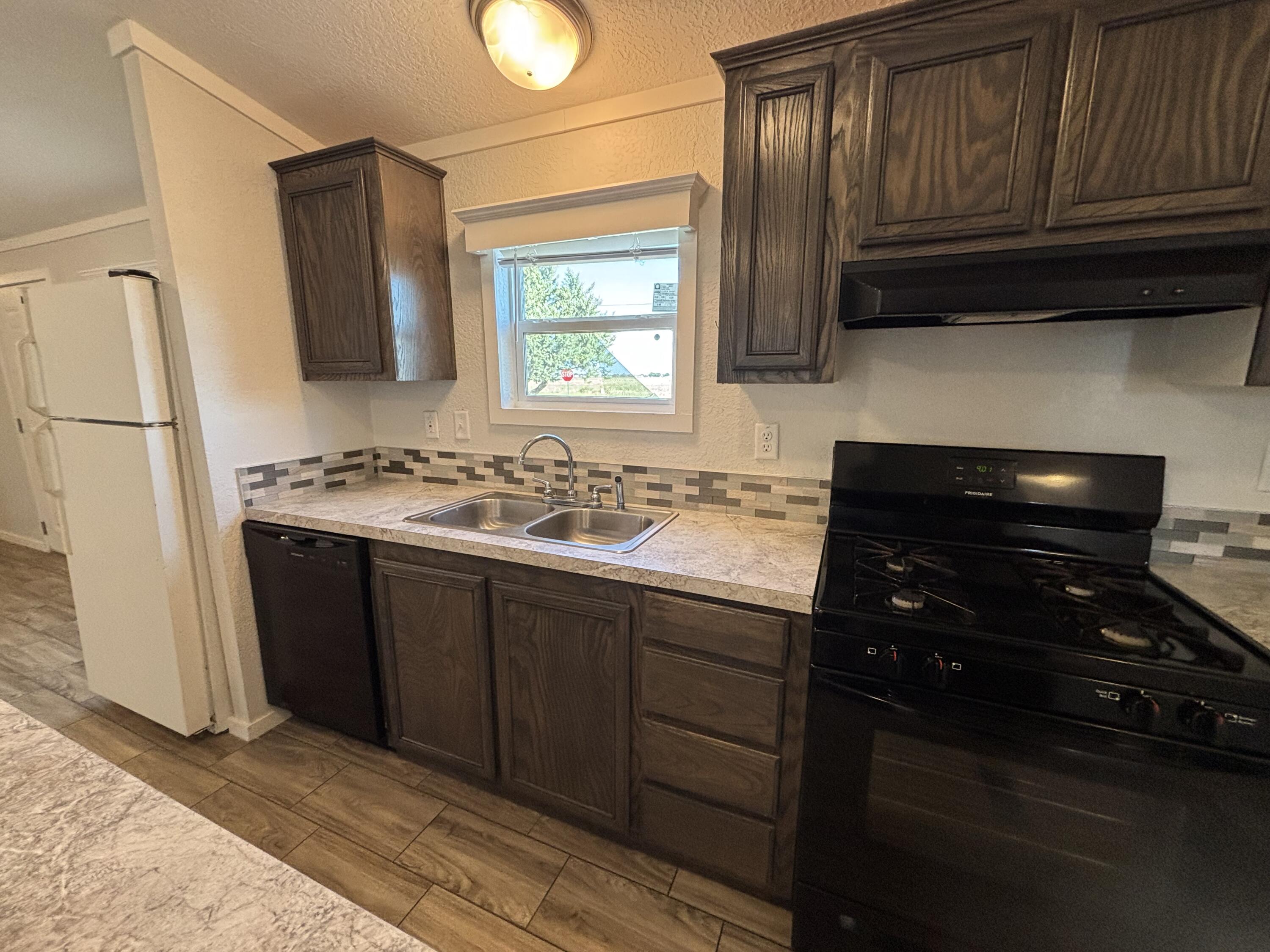 9920 North Chester Avenue Lubbock, TX 79415 - Photo 17 of 22 IMG_4835