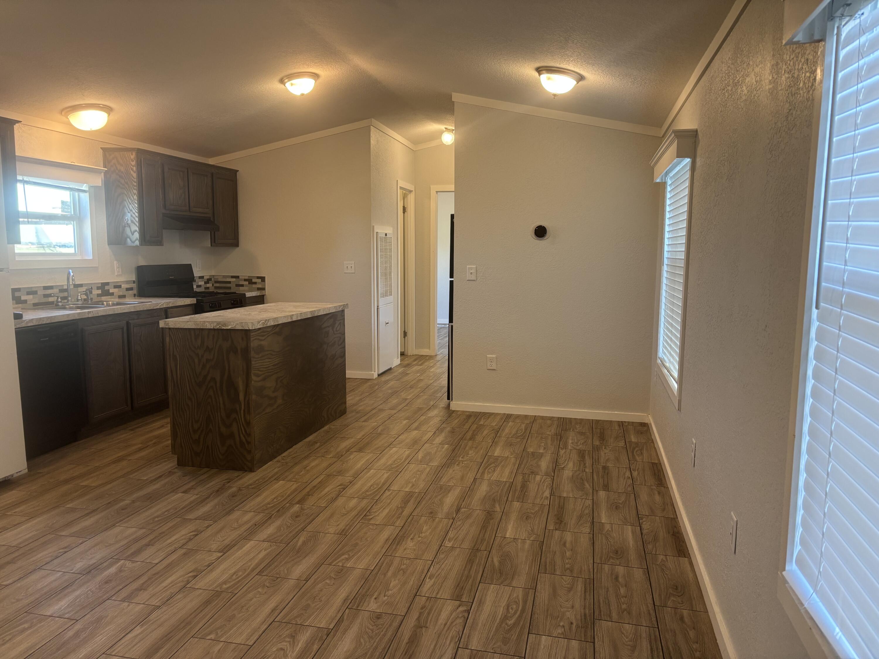 9920 North Chester Avenue Lubbock, TX 79415 - Photo 9 of 22 IMG_4827