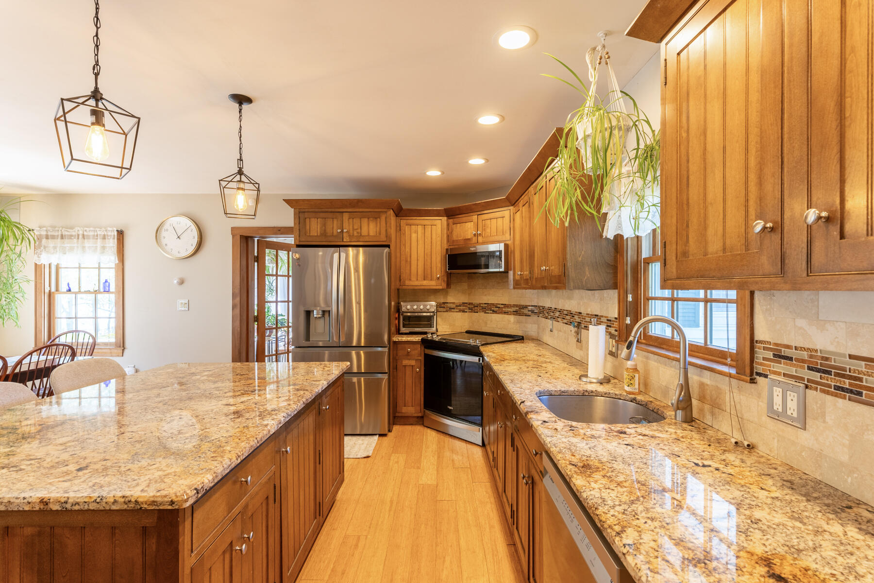 338 River Road Eliot, ME 03903 - Photo 6 of 66 33 LM-Photos-48