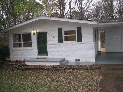 109 Wayside Road Oak Ridge, TN 37830 - Photo 1 of 1 Primary Photo