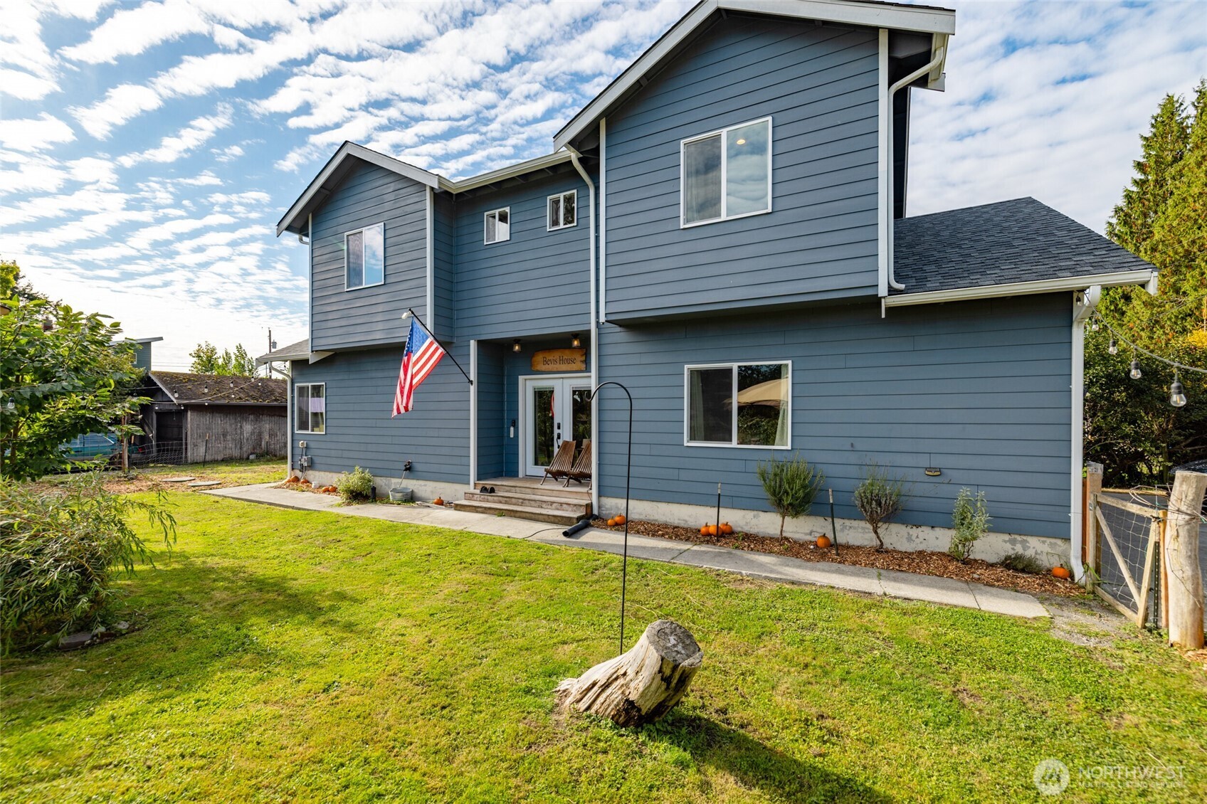 3696 Legg Road Bow, WA 98232 - Photo 1 of 29 Gallery Image 1