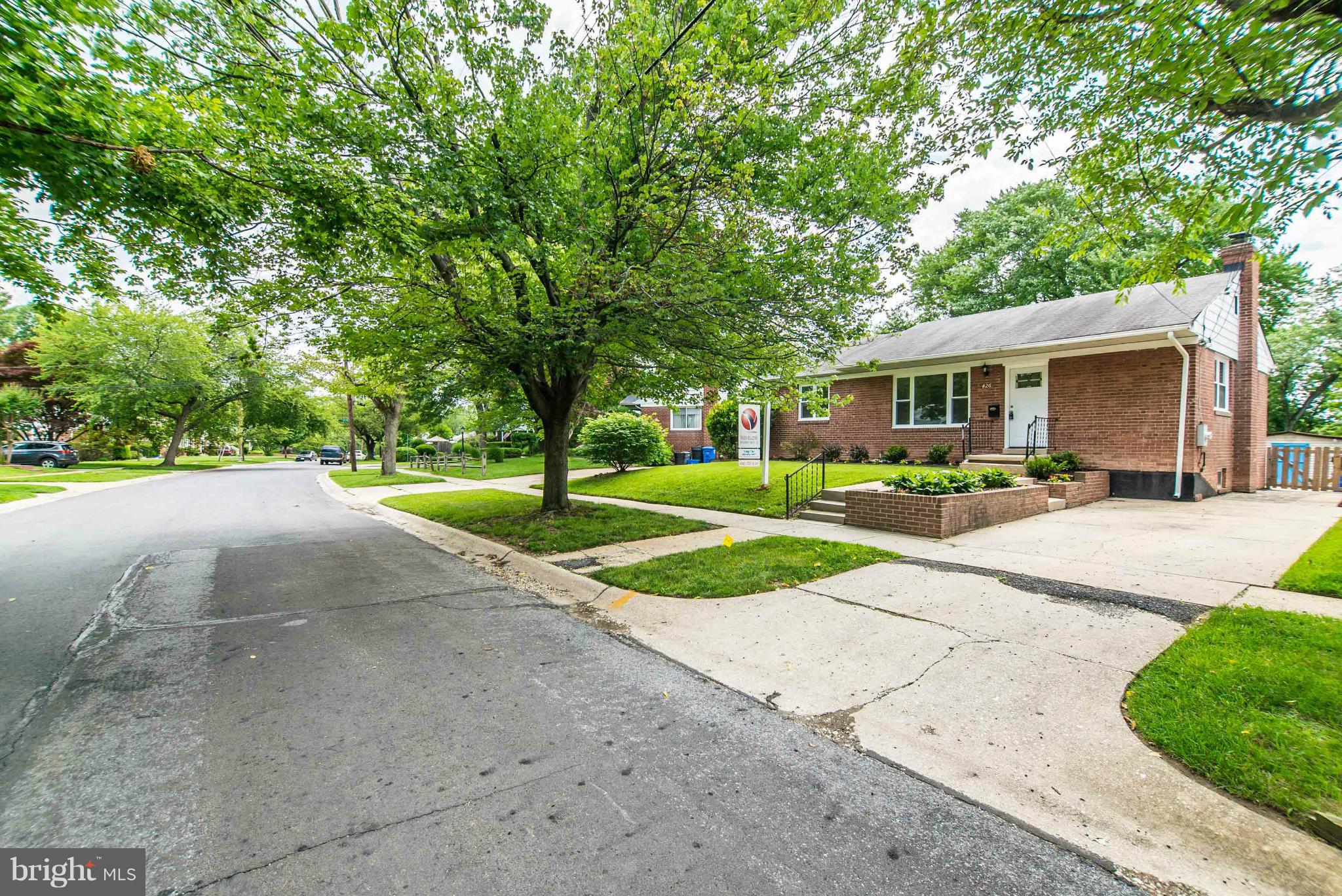 426 Belton Road Silver Spring, MD 20901 - Photo 2 of 30 Exterior (Front)