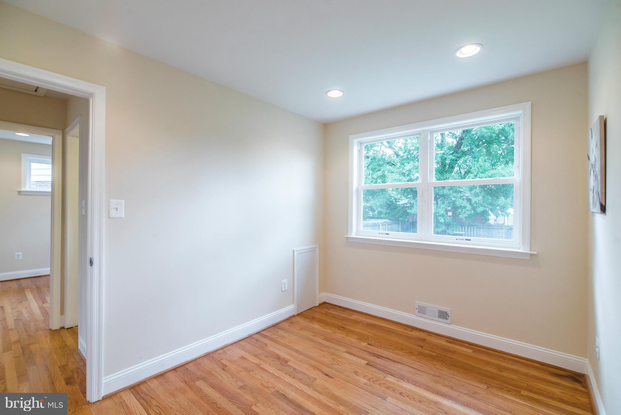 426 Belton Road Silver Spring, MD 20901 - Photo 13 of 30 Bedroom