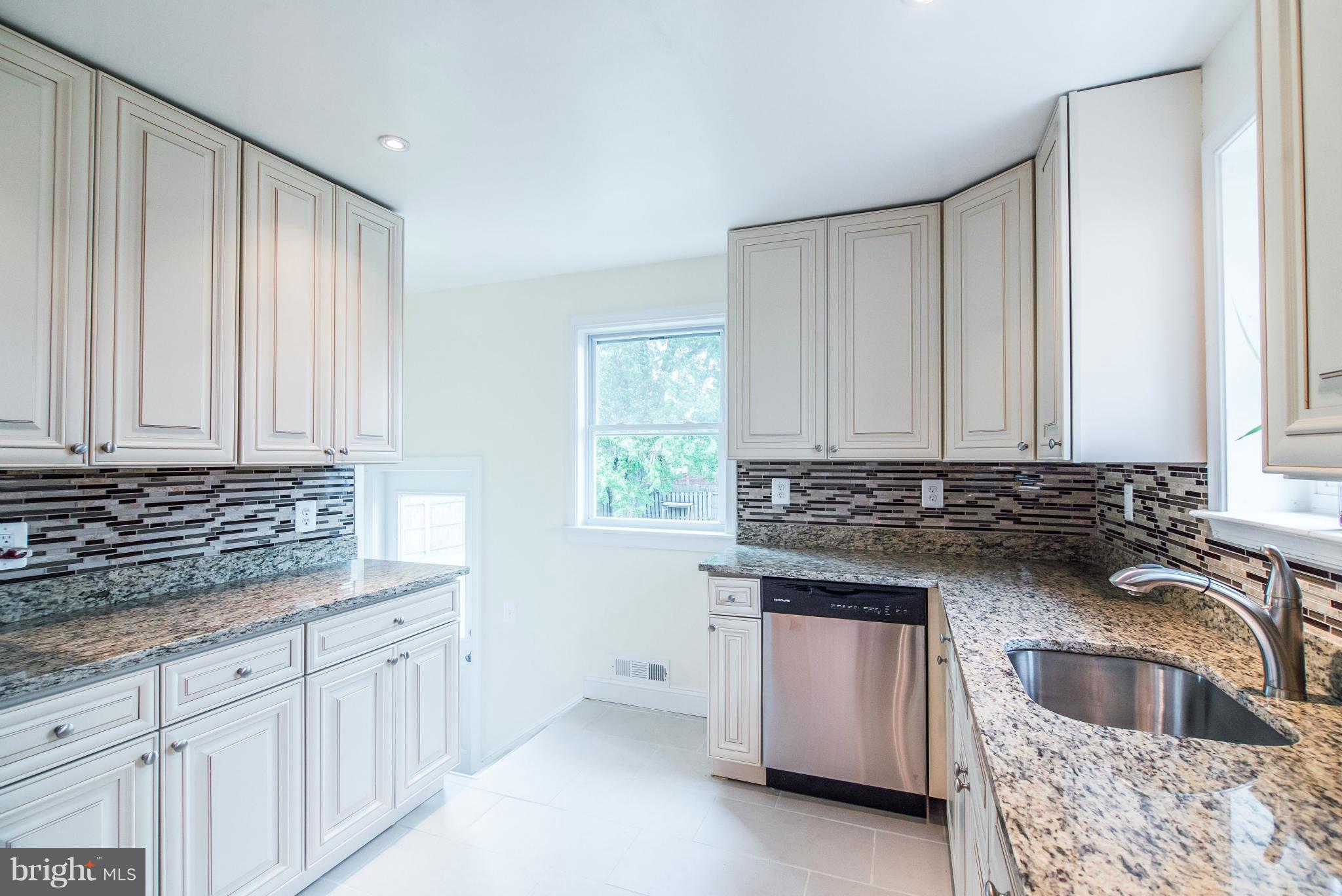426 Belton Road Silver Spring, MD 20901 - Photo 3 of 30 Kitchen