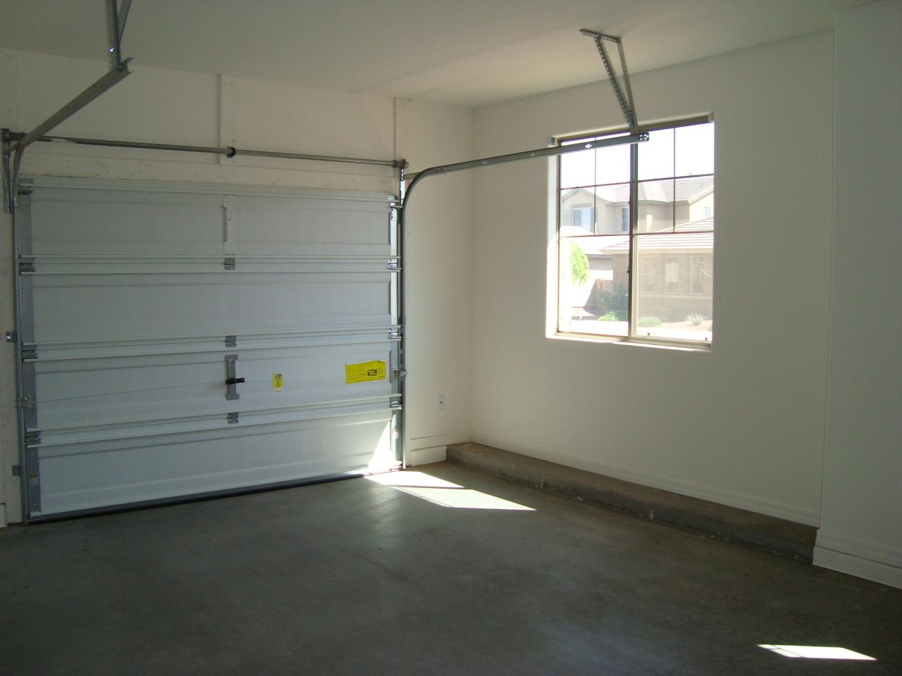 15160 West Calavar Road Surprise, AZ 85379 - Photo 27 of 31 Garage (one car)