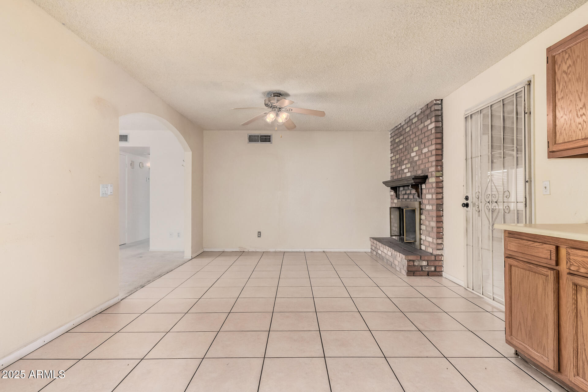 4502 East Pecan Road Phoenix, AZ 85040 - Photo 14 of 35 14 Pecan