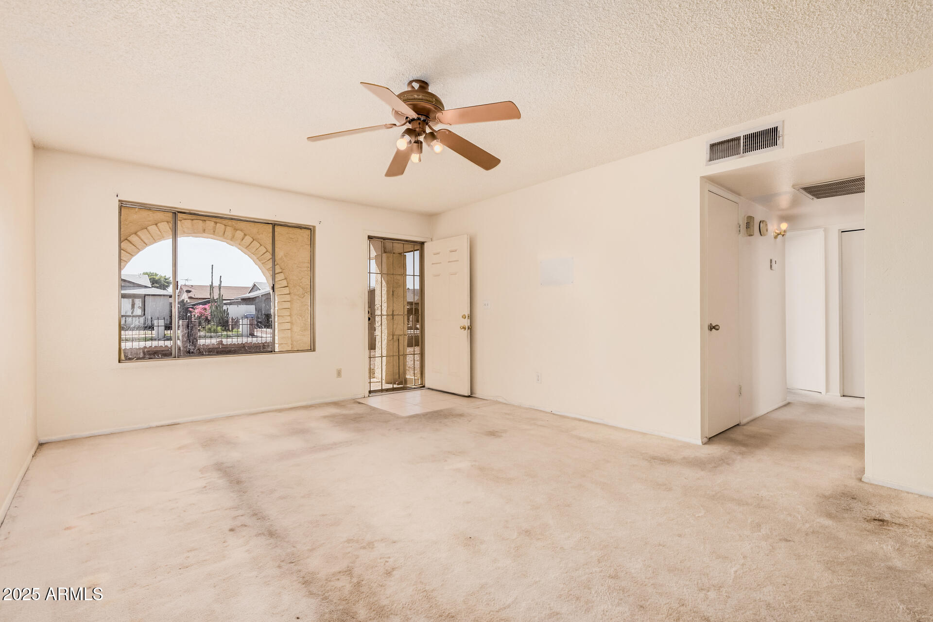 4502 East Pecan Road Phoenix, AZ 85040 - Photo 5 of 35 05 Pecan