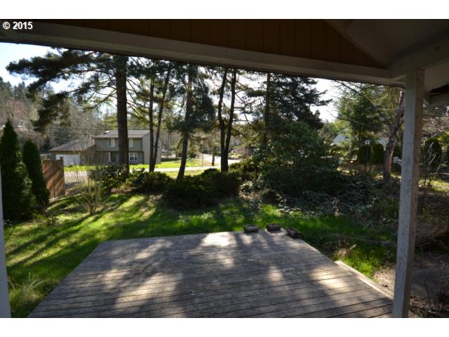 3135 Southwest Huber Street Portland, OR 97219 - Photo 3 of 13 Gallery Image 3
