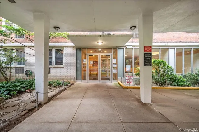 $495,000 | 138-10 Franklin Avenue, Unit 2L | Flushing