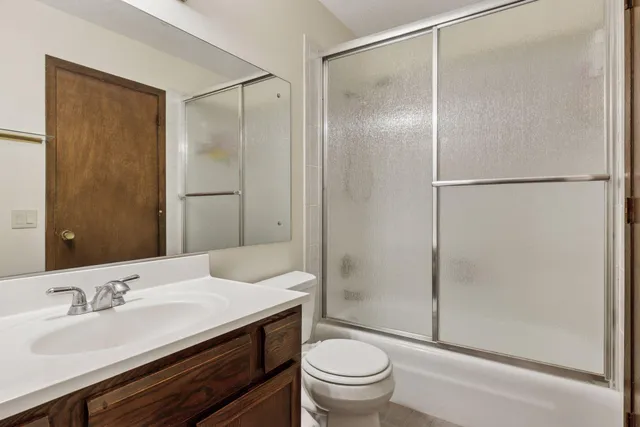 $244,900 | 1171 Timbershore Lane, Eagan, MN 55123