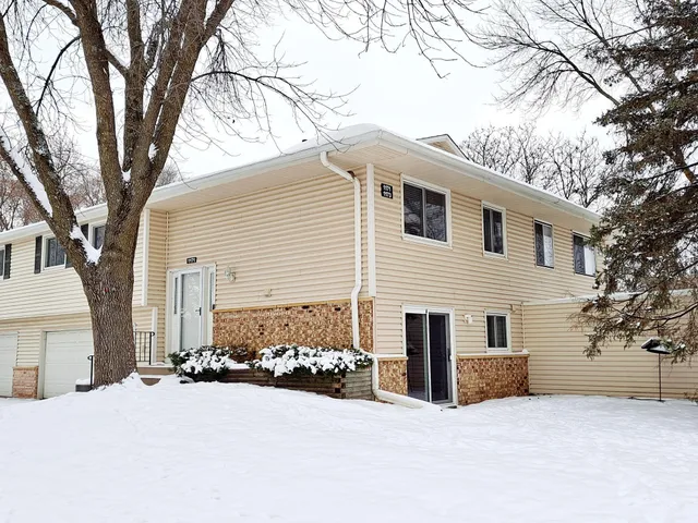 $244,900 | 1171 Timbershore Lane, Eagan, MN 55123