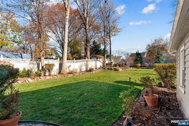 $719,000 | 257 Elm Avenue, Teaneck, NJ 07666