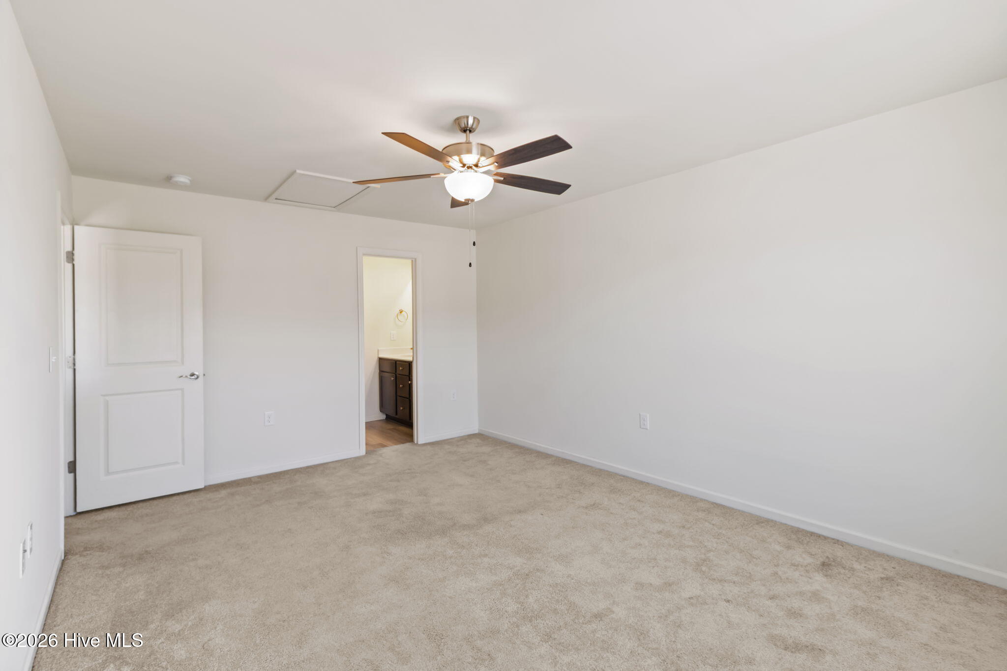 322 Glenellen Loop Road Midway Park, NC 28544 - Photo 12 of 23 21-web-or-mls-322 GlenEllen Loop 45