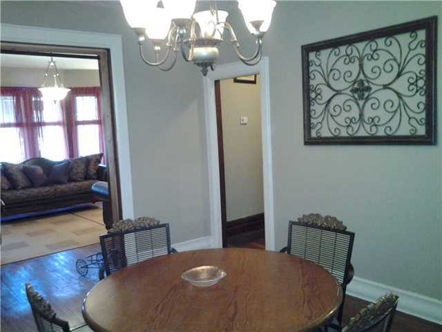 1687 Bryden Road Columbus, OH 43205 - Photo 7 of 21