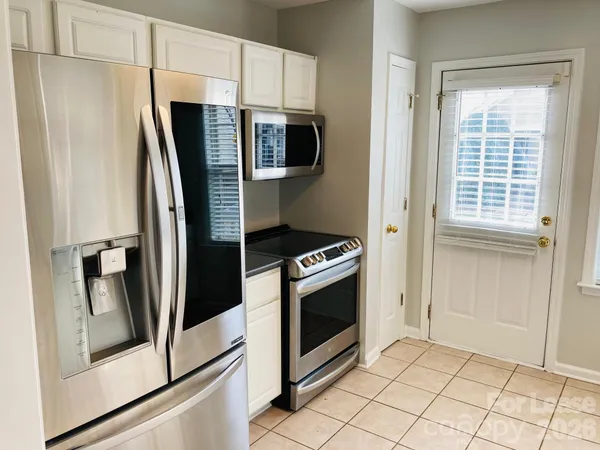 $1,950 | 8004 Strandhill Road, Huntersville, NC 28078