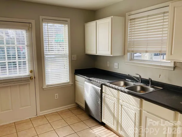 $1,950 | 8004 Strandhill Road, Huntersville, NC 28078