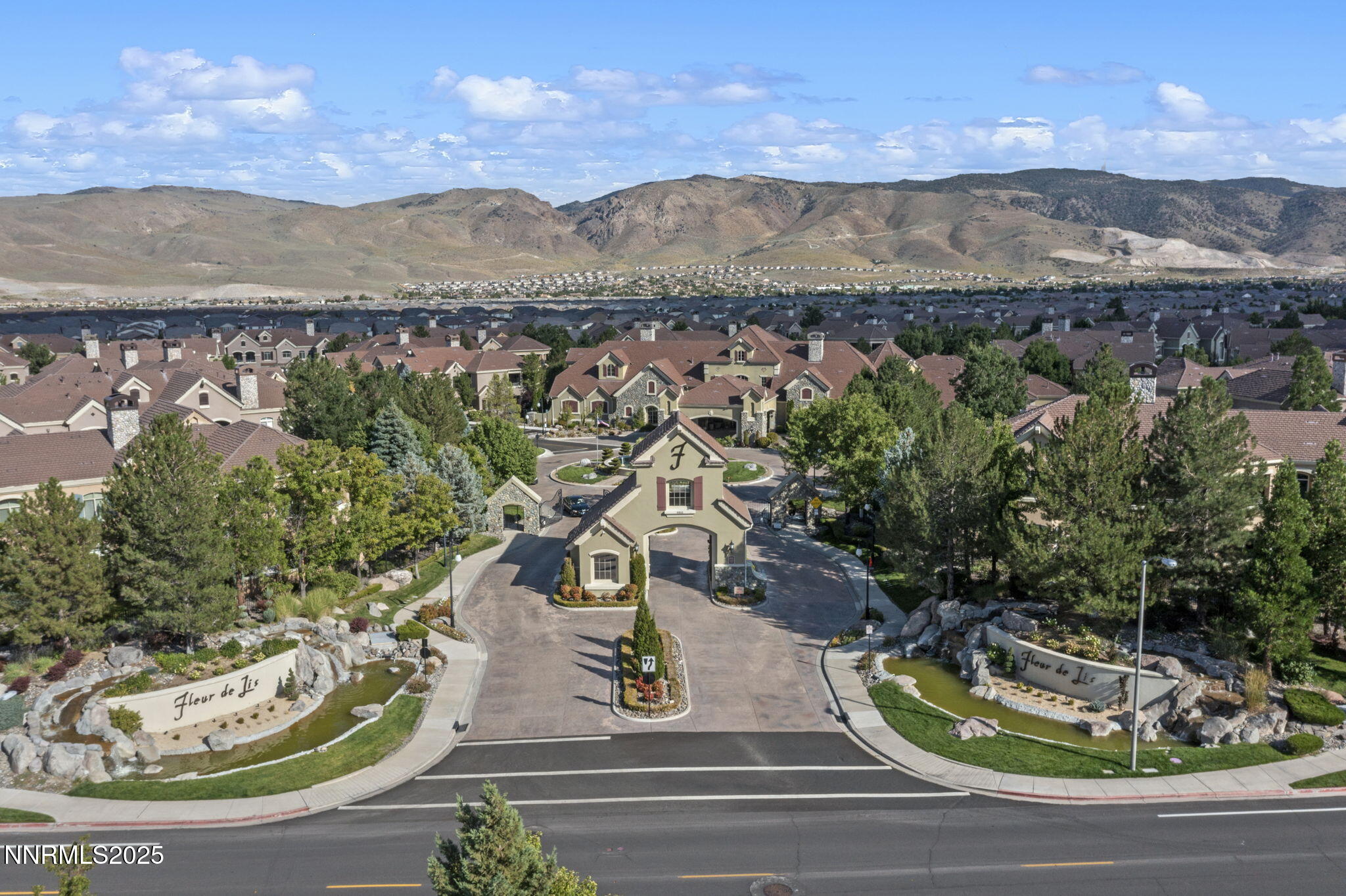 9900 Wilbur May Parkway, Unit 906 Reno, NV 89521 - Photo 32 of 45 a view of a city with mountains