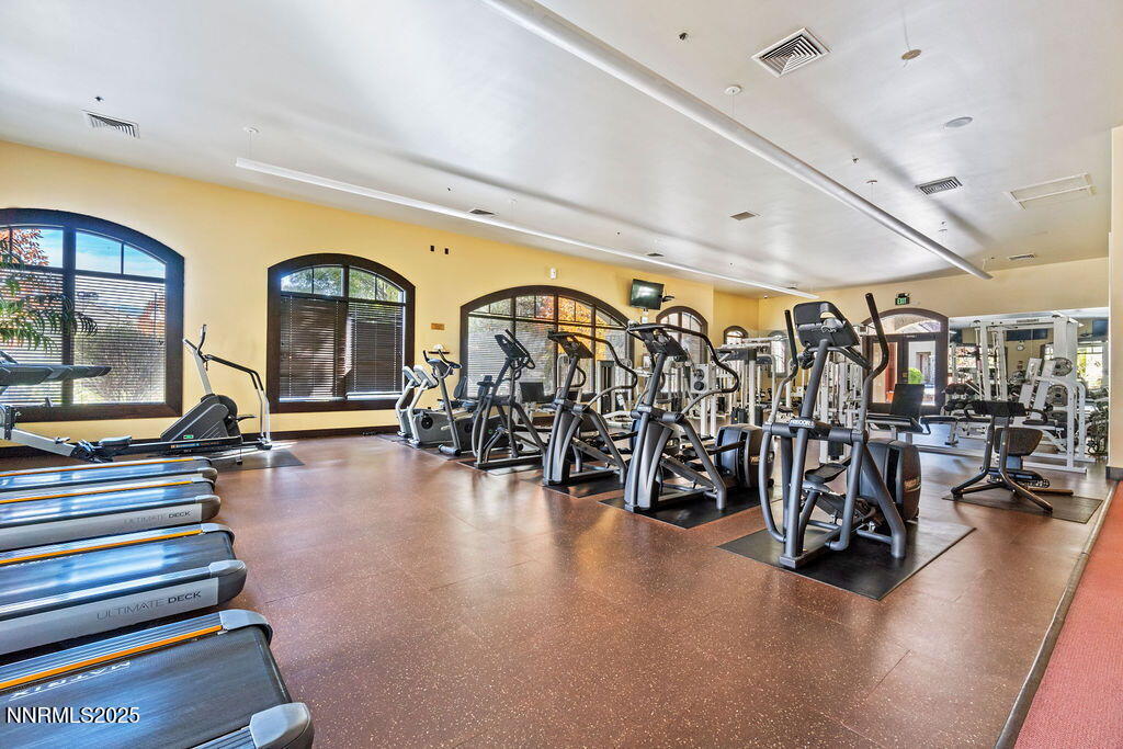 9900 Wilbur May Parkway, Unit 906 Reno, NV 89521 - Photo 44 of 45 a view of a room with gym equipment