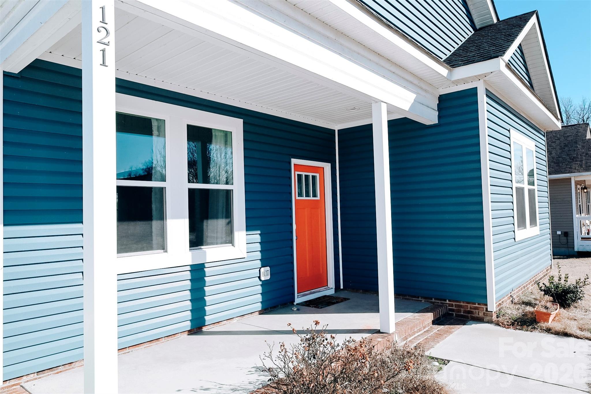 121 Meadow Ridge Lane Coinjock, NC 27923 - Photo 2 of 40