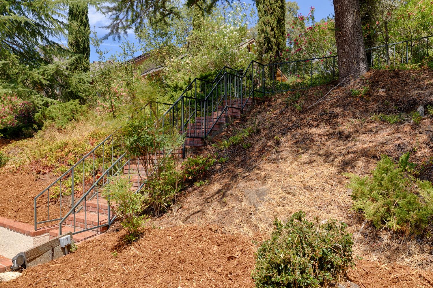 24126 Green Valley Road Auburn, CA 95602 - Photo 22 of 66