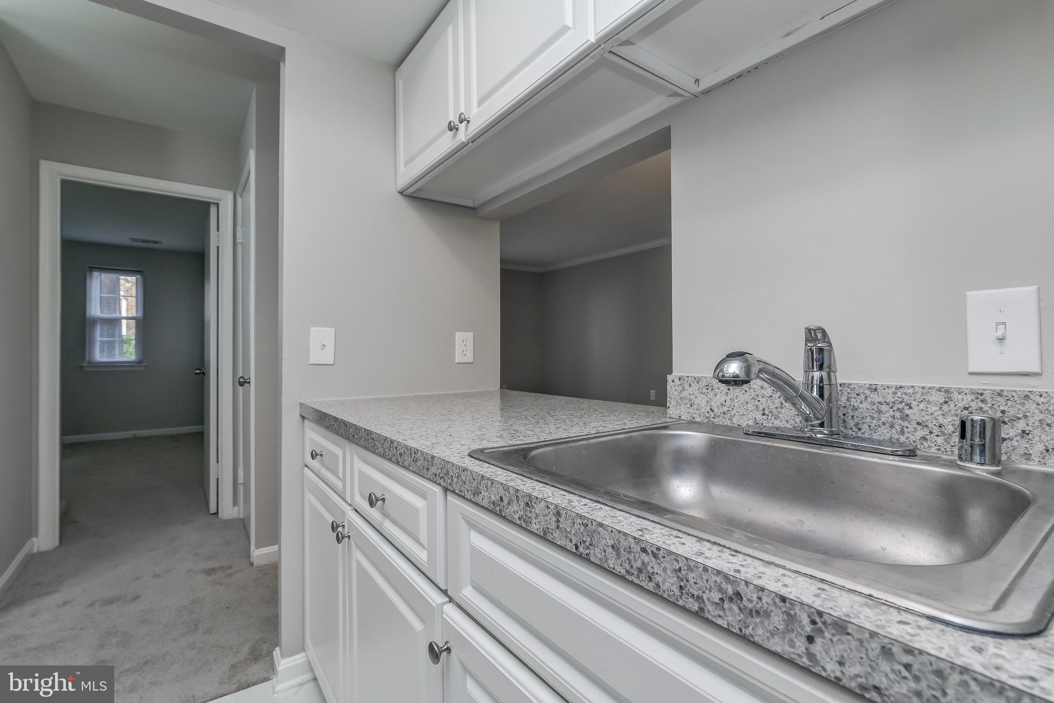18322 Streamside Drive, Unit 104 Gaithersburg, MD 20879 - Photo 12 of 38