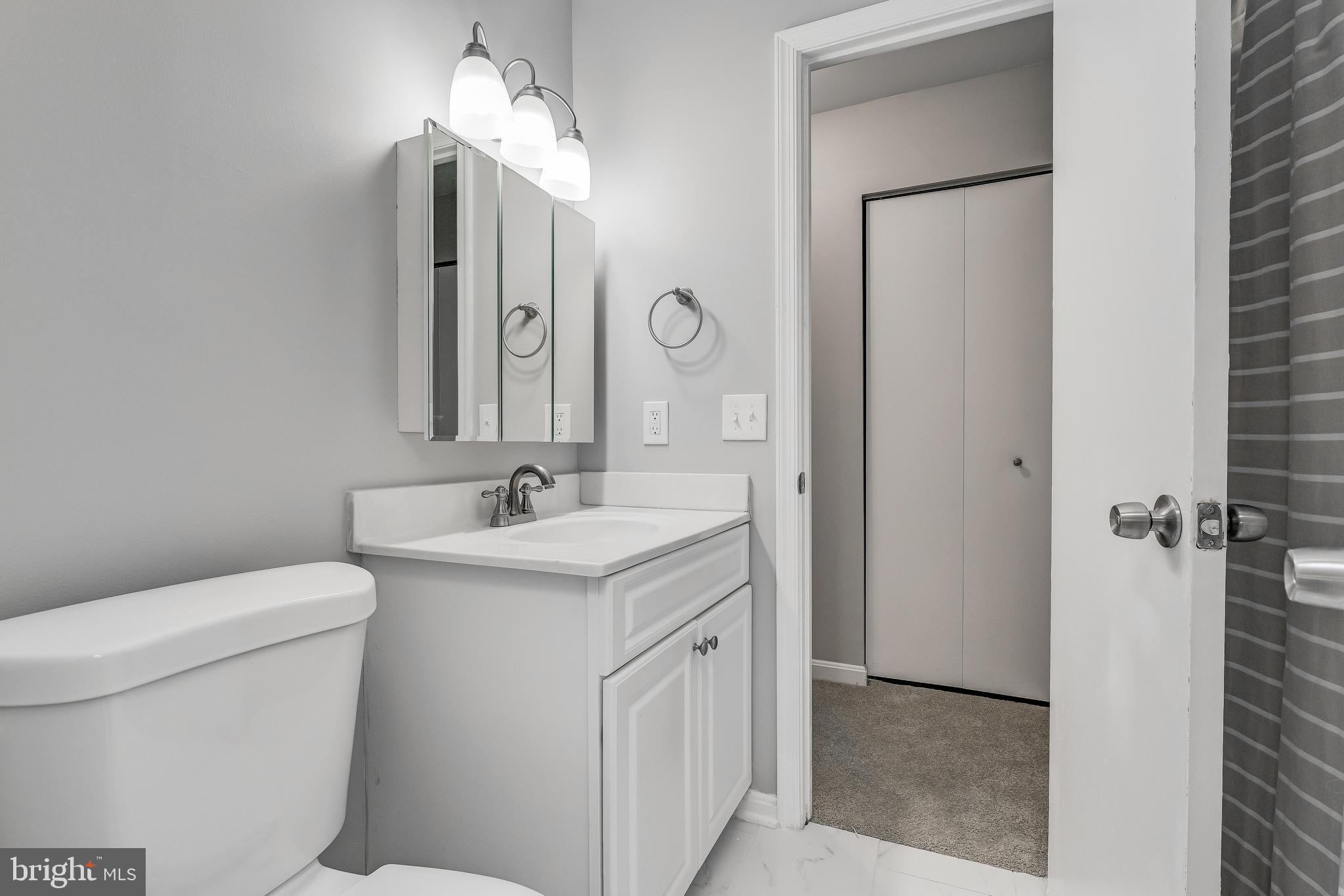 18322 Streamside Drive, Unit 104 Gaithersburg, MD 20879 - Photo 20 of 38