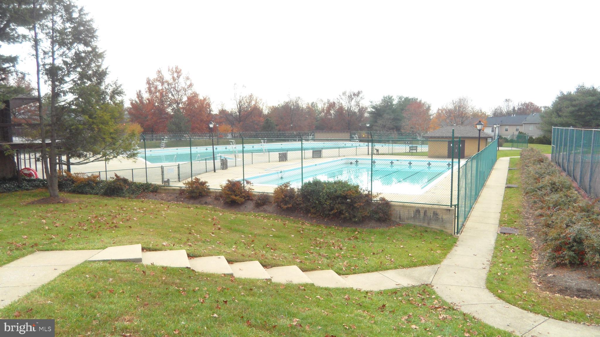 18322 Streamside Drive, Unit 104 Gaithersburg, MD 20879 - Photo 33 of 38 Pools
