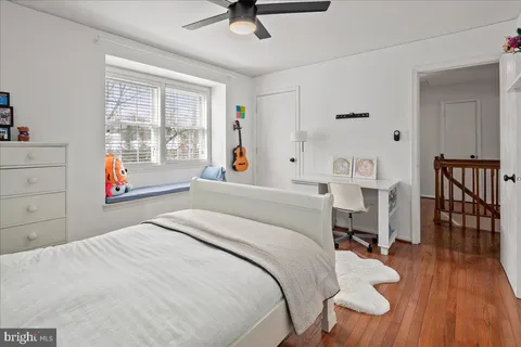 $1,100,000 | 5262 Pumphrey Drive, Fairfax, VA 22032