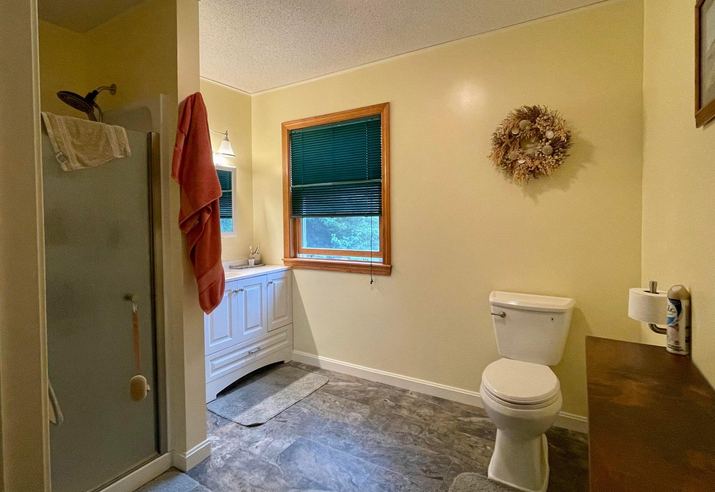 777 Brighton Road Athens, ME 04912 - Photo 29 of 30 Second Floor Bath