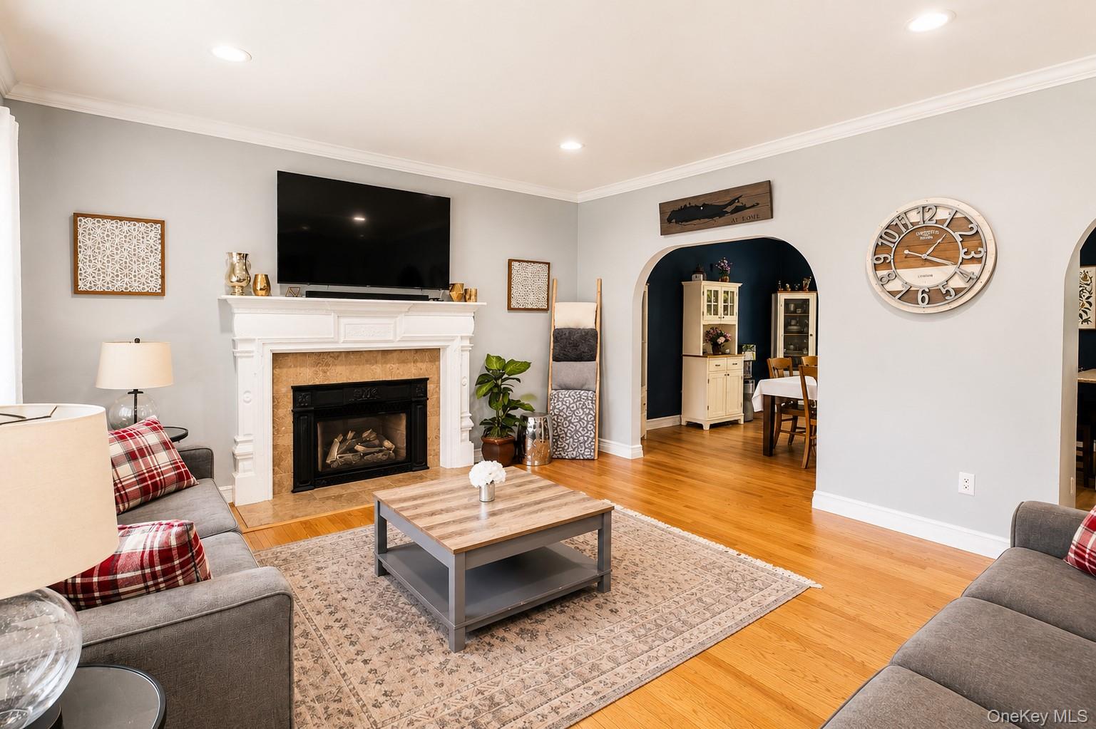 257 4th Street St. James, NY 11780 - Photo 6 of 36