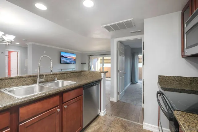 $599,000 | 15387 Maturin Drive, Unit 226, San Diego, CA 92127