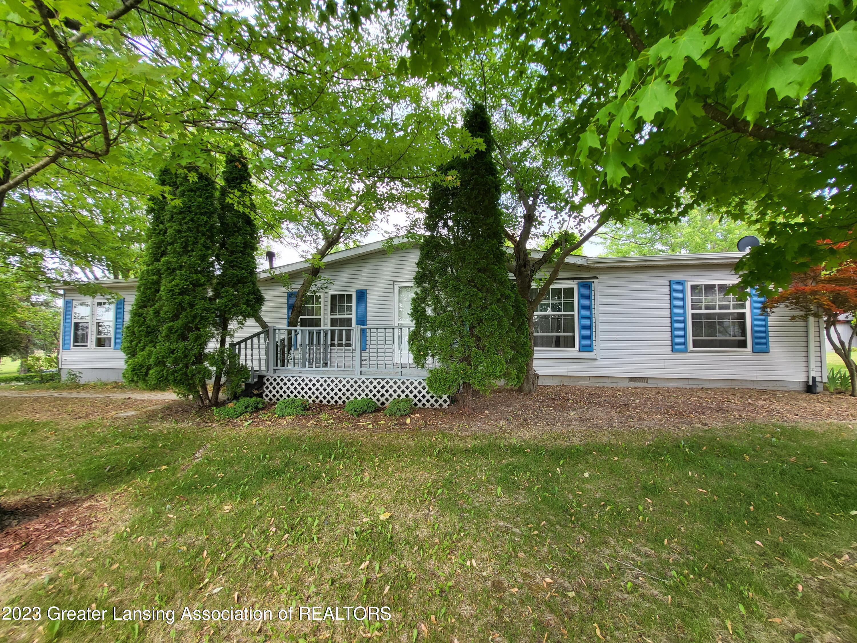 1201 South St Clair Road Ovid, MI 48866 - Photo 2 of 37 20230605_165111