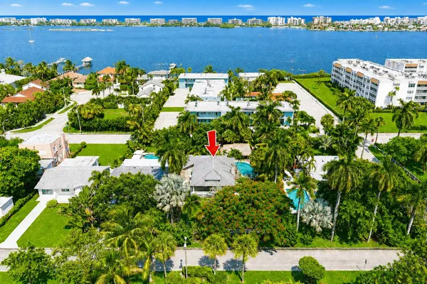 $779,555 | 1424 South Palmway, Lake Worth Beach, FL 33460