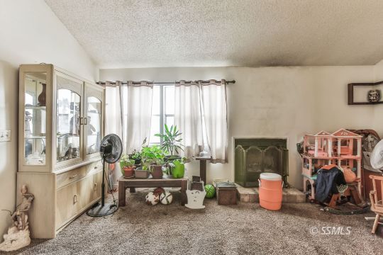 336 Palm Drive Ridgecrest, CA 93555 - Photo 8 of 23 Gallery Image 8