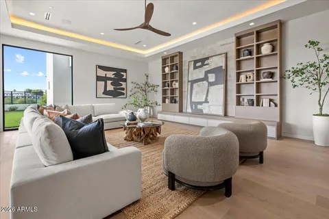 $9,795,000 | 9790 North 56th Street, Paradise Valley, AZ 85253