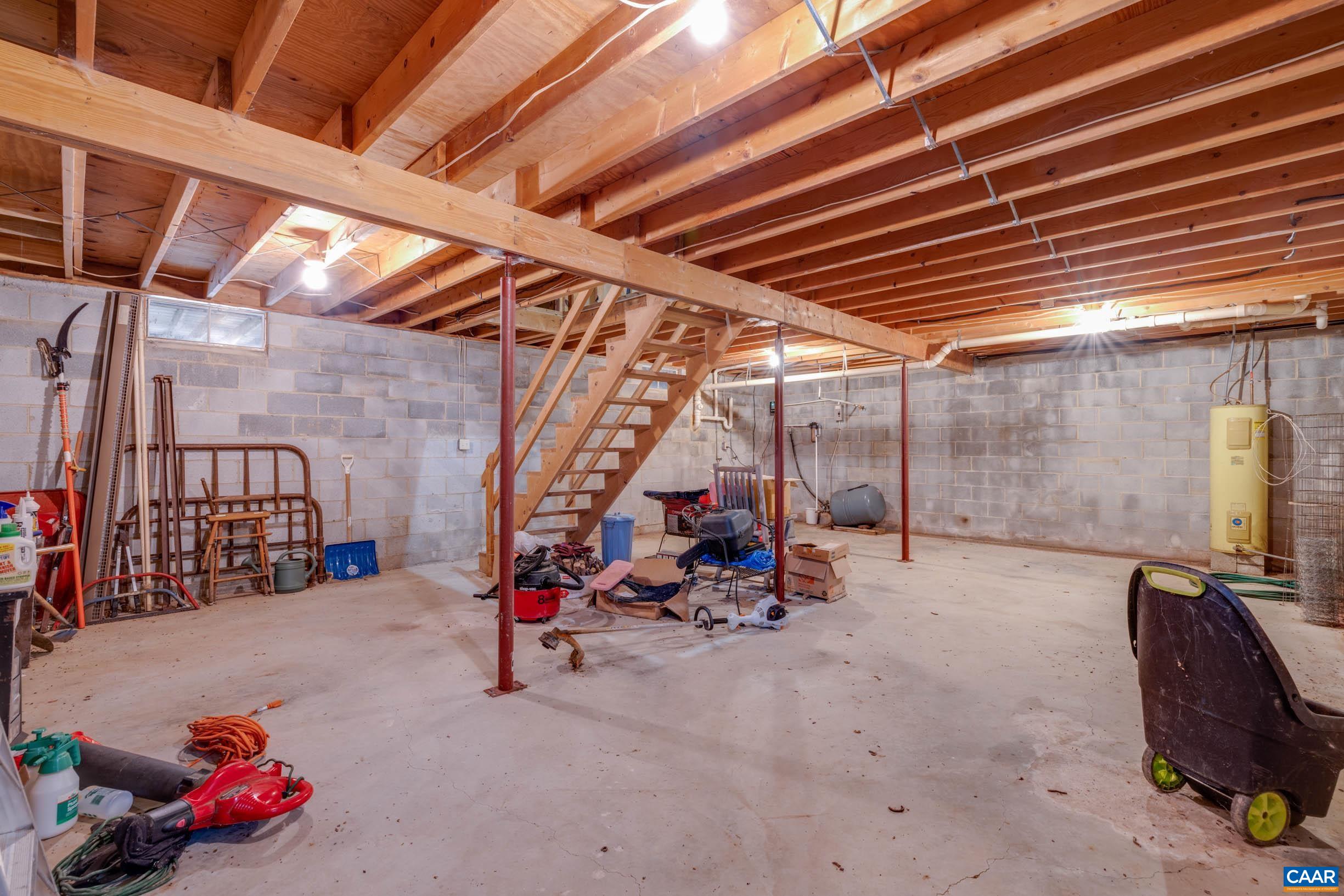 3728 Flattop Mountain Road Free Union, VA 22940 - Photo 12 of 17 a view of a room with gym equipment