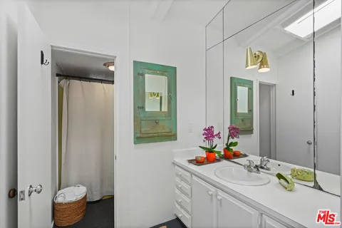 $1,450,000 | 29500 Heathercliff Road, Unit 69, Malibu, CA 90265