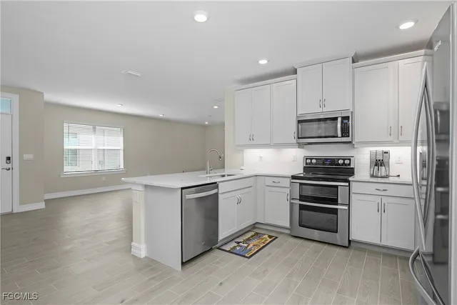 $2,500 | 21924 Milan Villas Lane, Estero, FL 33928