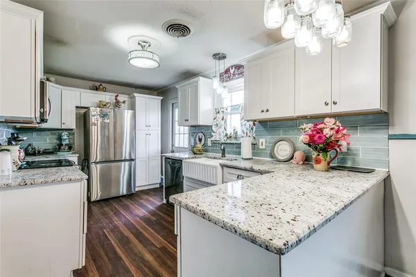 $312,000 | 209 Linda Lane, Irving, TX 75062