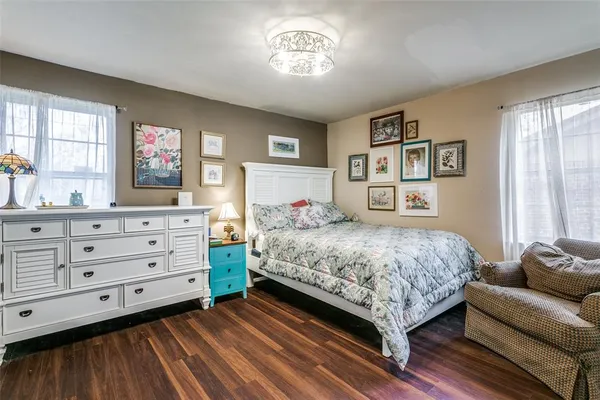 $312,000 | 209 Linda Lane, Irving, TX 75062