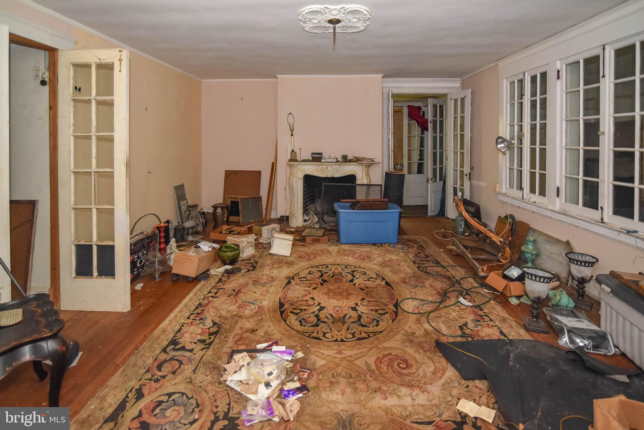 1 North Rolling Road Baltimore, MD 21228 - Photo 10 of 17